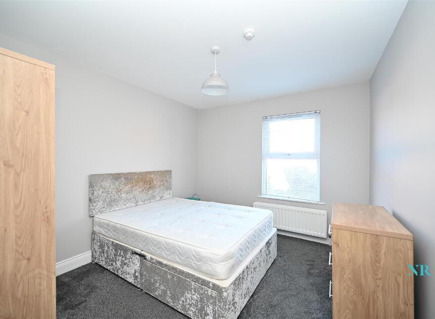 3 X One Bed Apts, 34 North Parade, Belfast, BT7 2GG