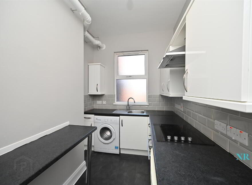 3 X One Bed Apts, 34 North Parade, Belfast, BT7 2GG