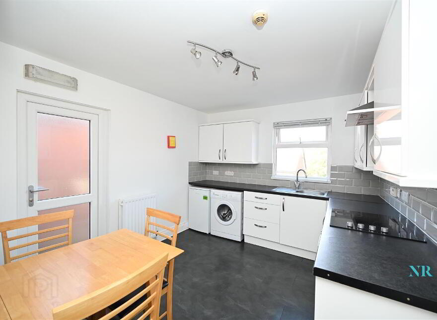 3 X One Bed Apts, 34 North Parade, Belfast, BT7 2GG
