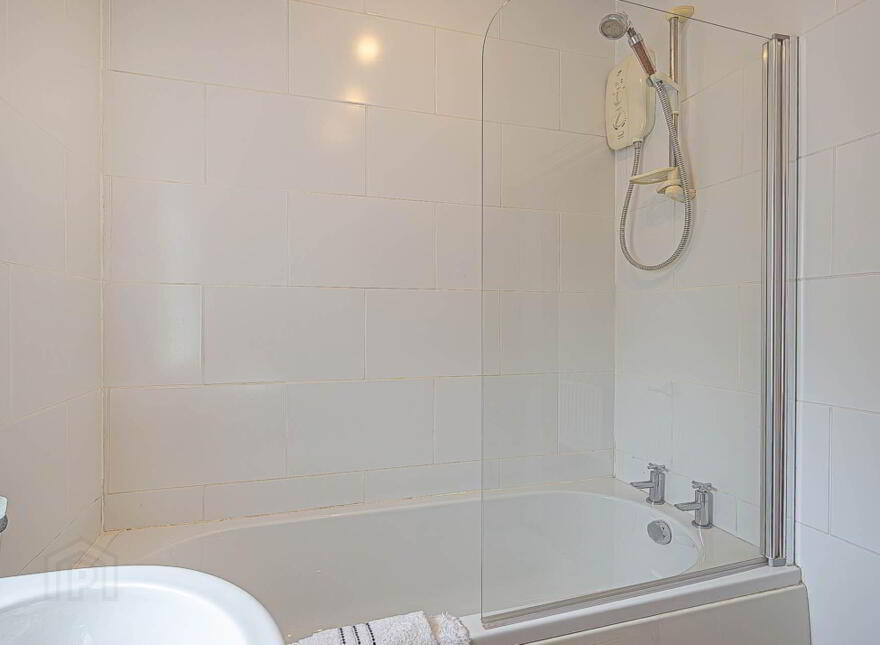 2 Gibson Park Gardens, Cregagh Road, Belfast, BT6 9GN