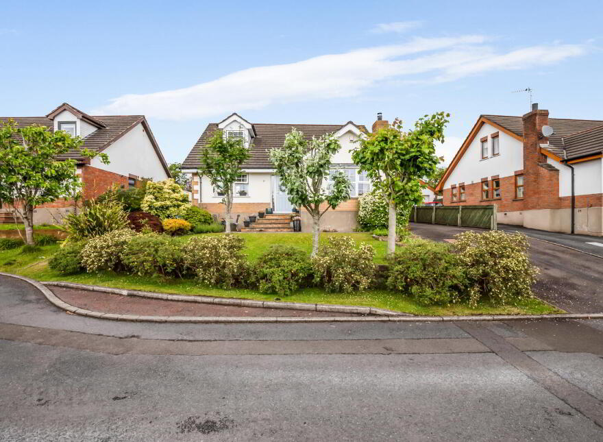 25 Falcon Avenue, Newtownards, BT23 4GE