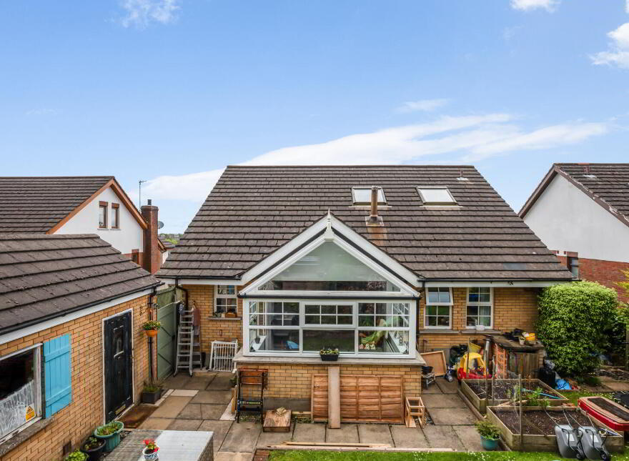 25 Falcon Avenue, Newtownards, BT23 4GE