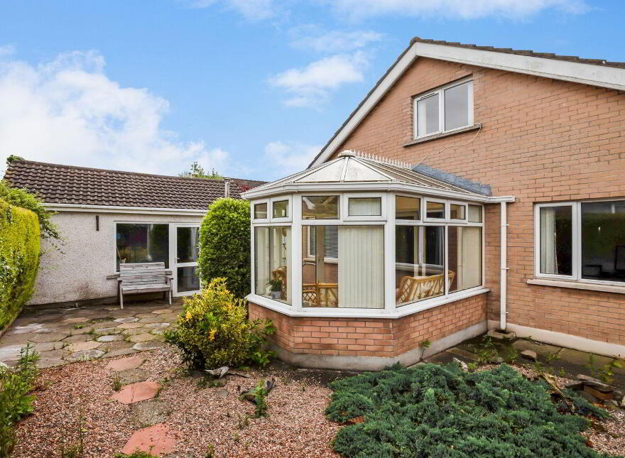 30 Navar Drive, Bangor, BT19 7SW
