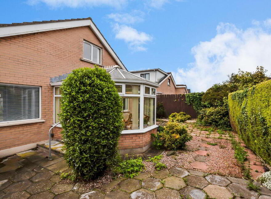 30 Navar Drive, Bangor, BT19 7SW