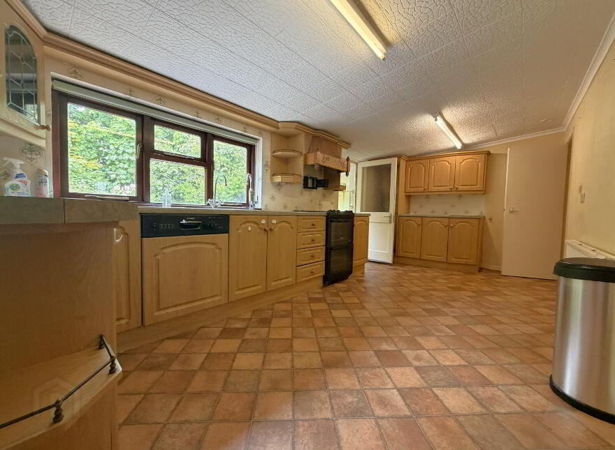 51 Crosshill Road, Aldergrove, Crumlin, BT29 4BL