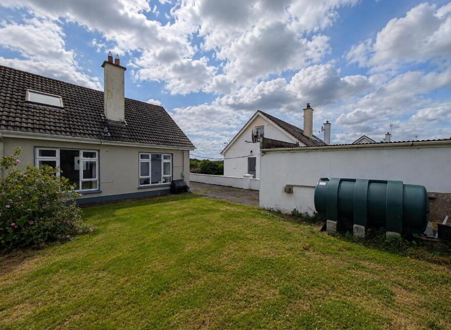 10 Tower View, Meelick, Swinford, F12X382