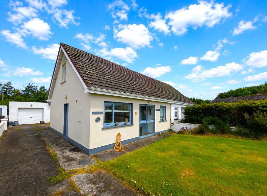 10 Tower View, Meelick, Swinford, F12X382
