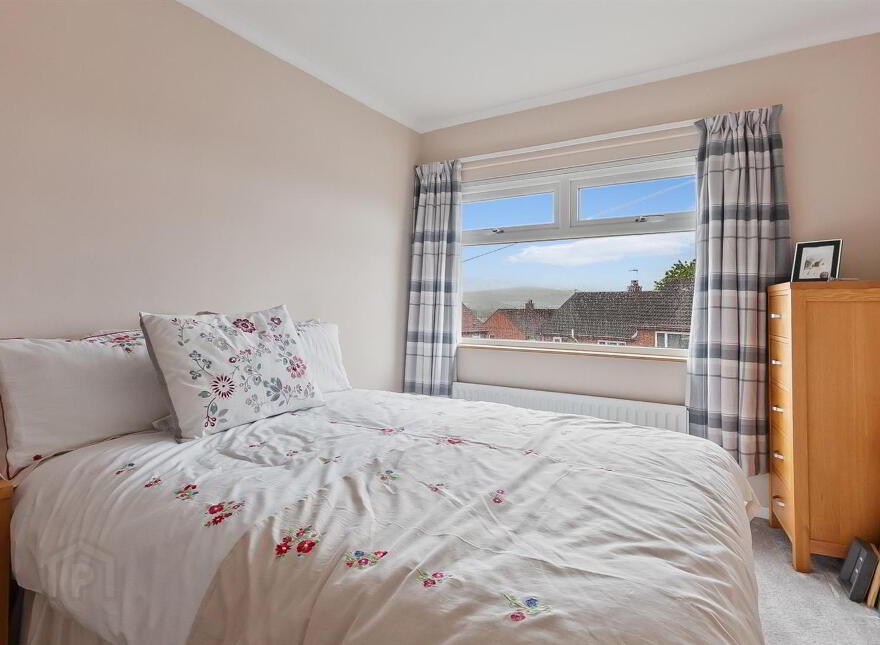 110 Queens Avenue, Newtownabbey, BT36 5HX