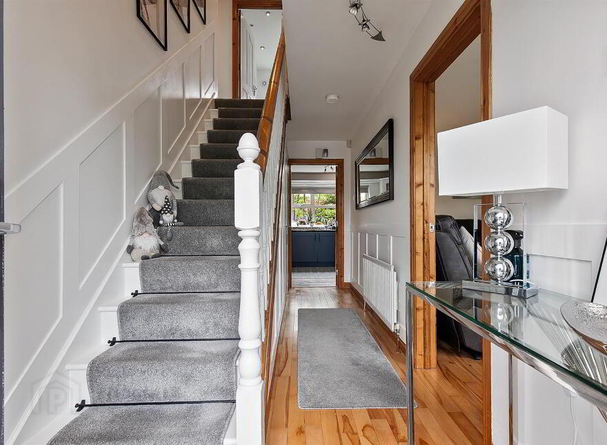 33 Village Hill, Straid, Ballyclare, BT39 9WQ