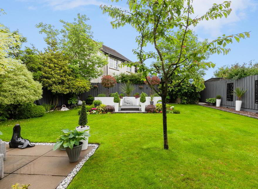 33 Village Hill, Straid, Ballyclare, BT39 9WQ