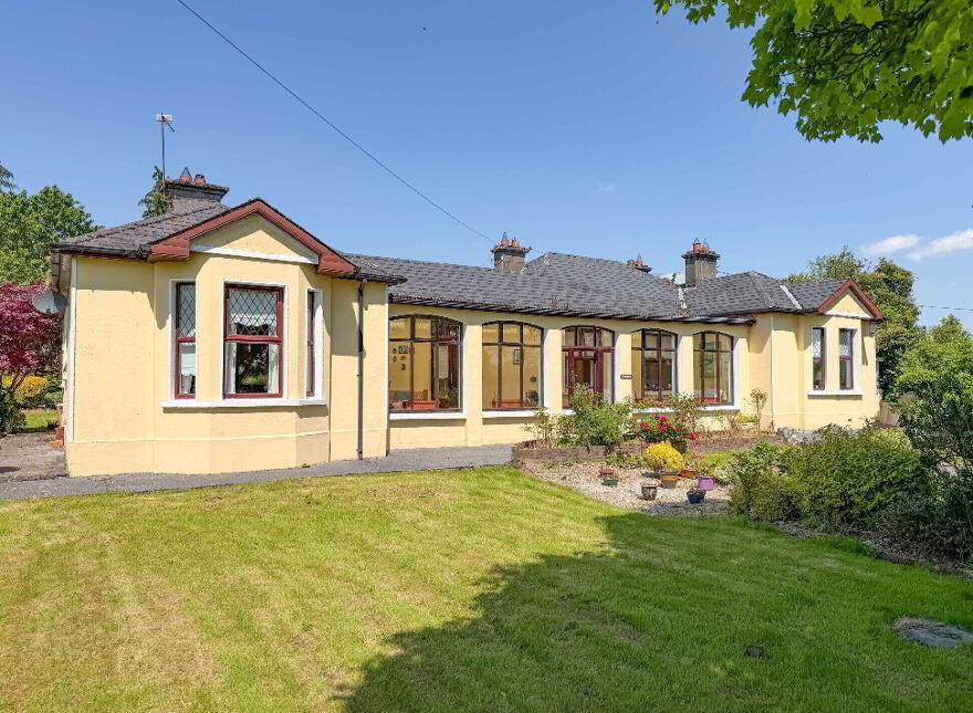 Owenbeg, Ballycurrane, Thurles, E41WP86