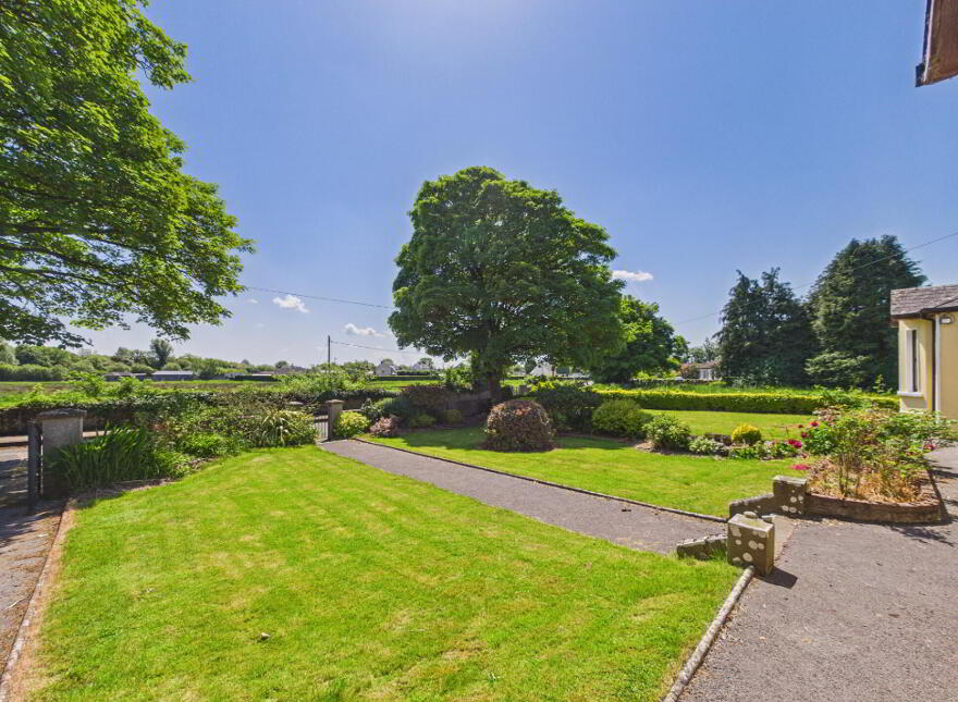 Owenbeg, Ballycurrane, Thurles, E41WP86