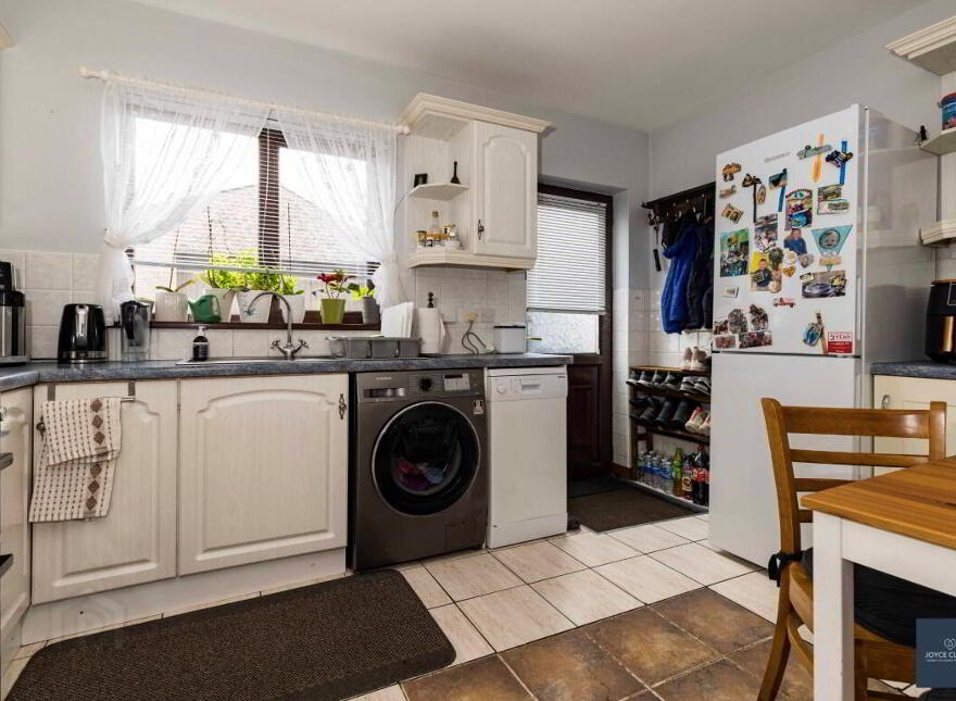 111 Tandragee Road, Portadown, BT62 3BP