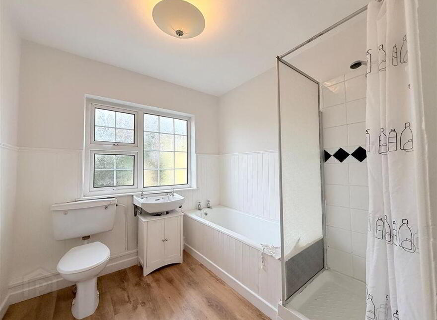 Cross Residence, Creggan, Ballaghaderreen, F45N793