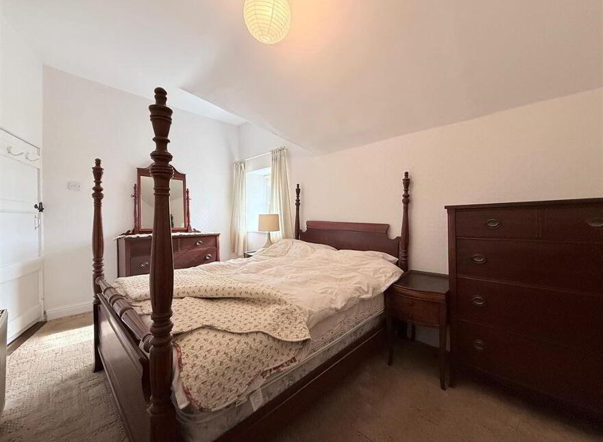 Cross Residence, Creggan, Ballaghaderreen, F45N793