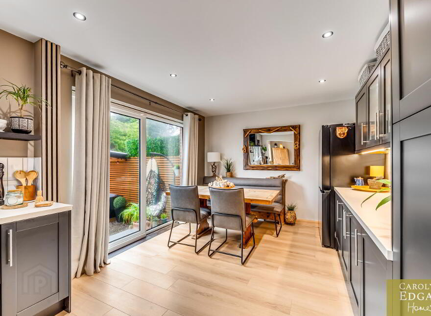 10 Priory Mews, Newtownards, BT23 8YY