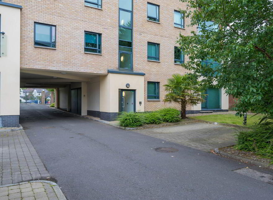 A9 The Limes, 216 Belmont Road, Belfast, BT4 2AT