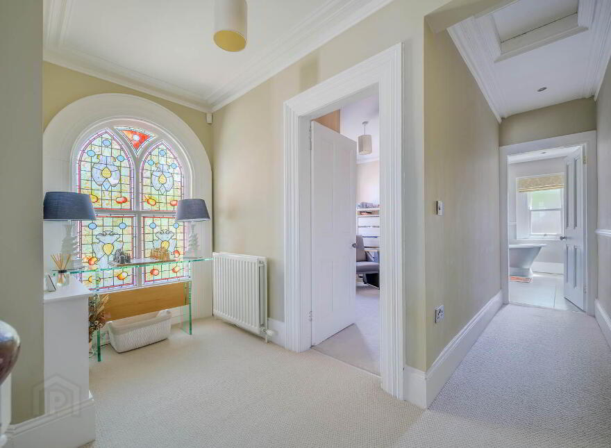 2 Ardlee Avenue, Holywood, BT18 9LT