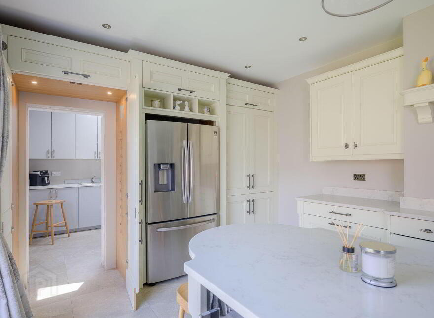2 Ardlee Avenue, Holywood, BT18 9LT