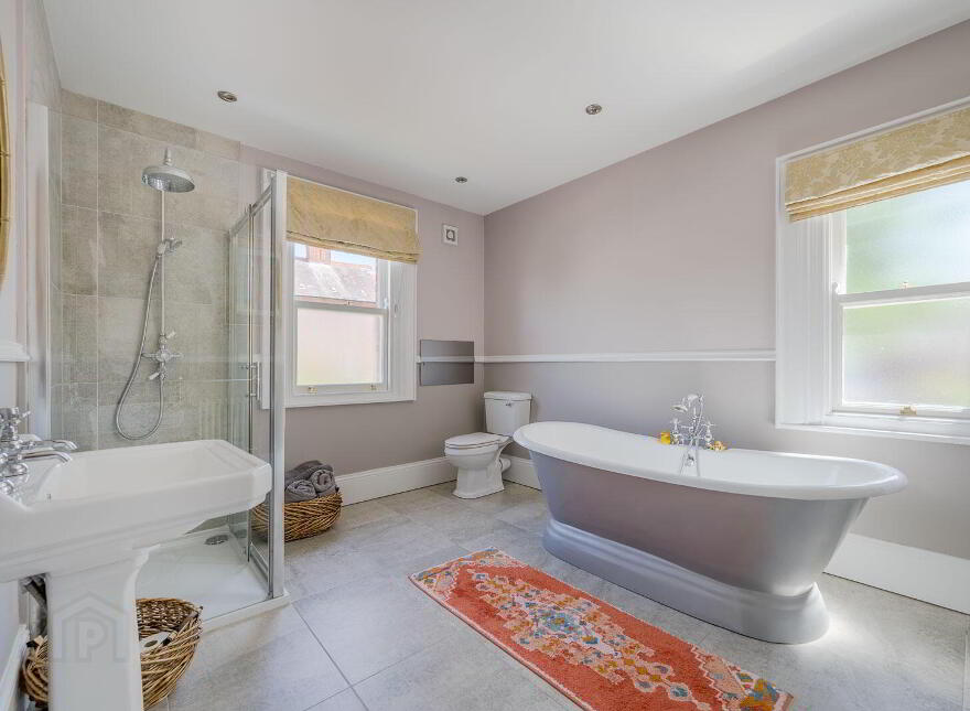 2 Ardlee Avenue, Holywood, BT18 9LT