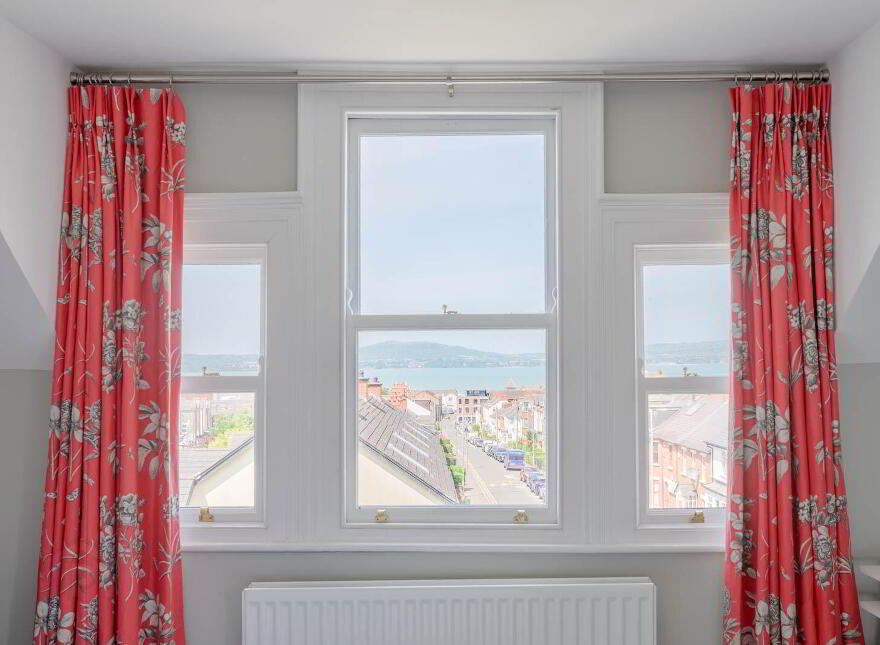 2 Ardlee Avenue, Holywood, BT18 9LT
