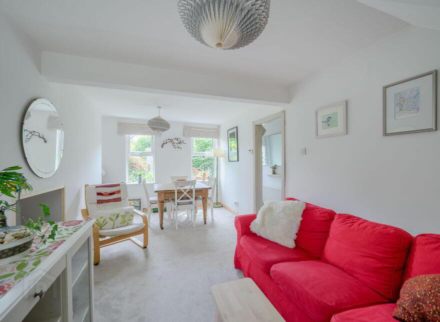 4 Alexandra Place, Holywood, BT18 9DR