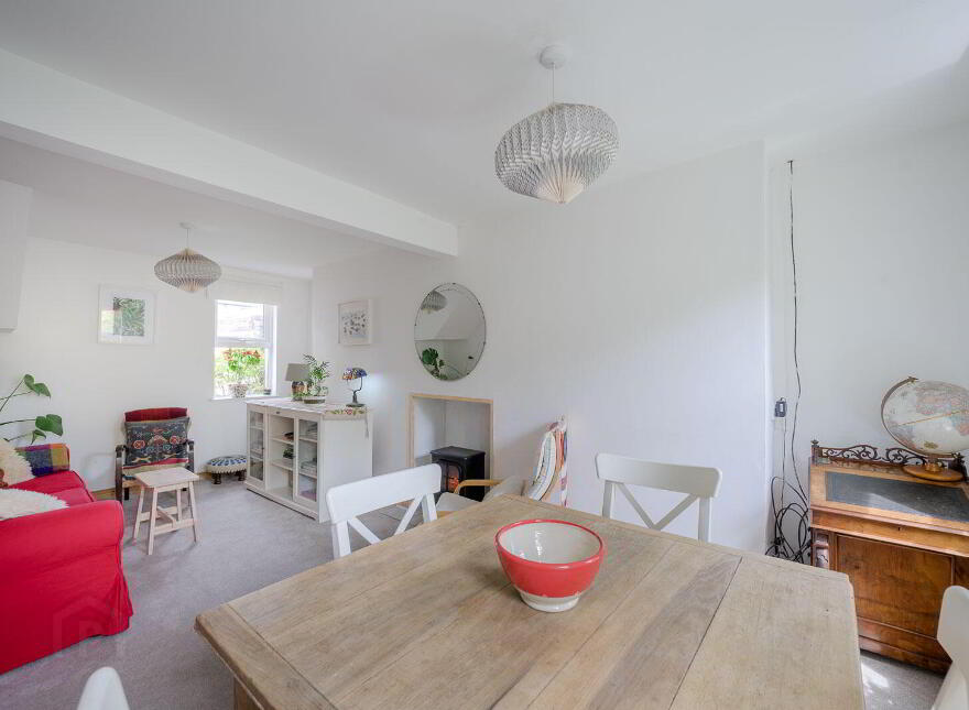 4 Alexandra Place, Holywood, BT18 9DR