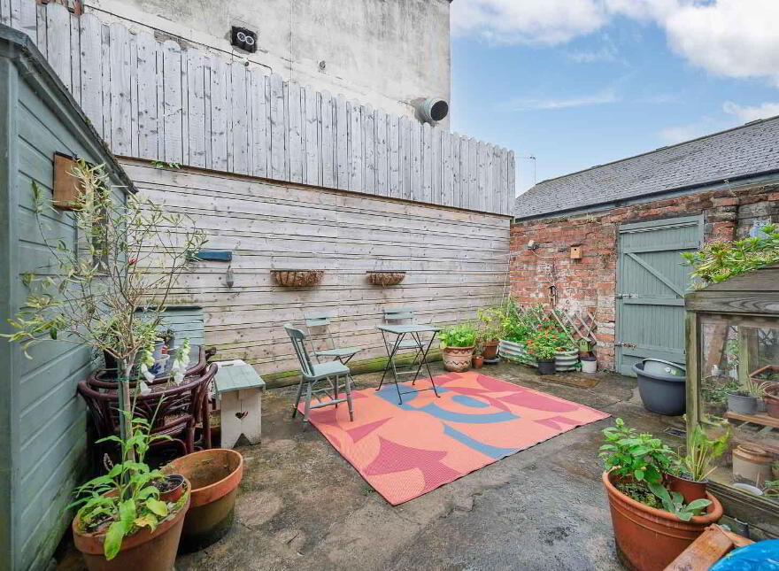 4 Alexandra Place, Holywood, BT18 9DR