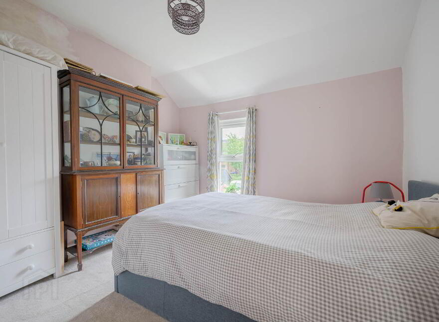 4 Alexandra Place, Holywood, BT18 9DR
