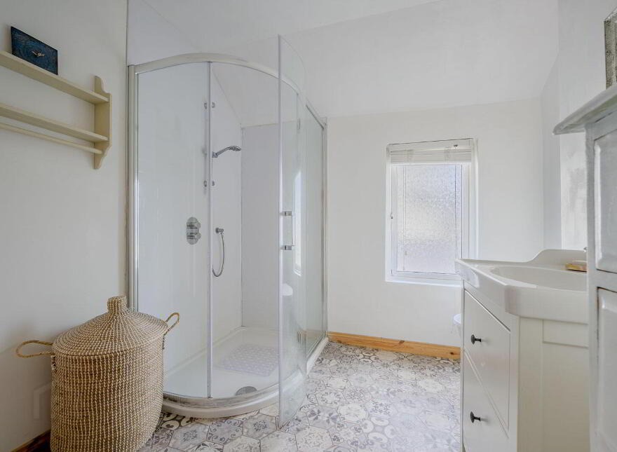 4 Alexandra Place, Holywood, BT18 9DR