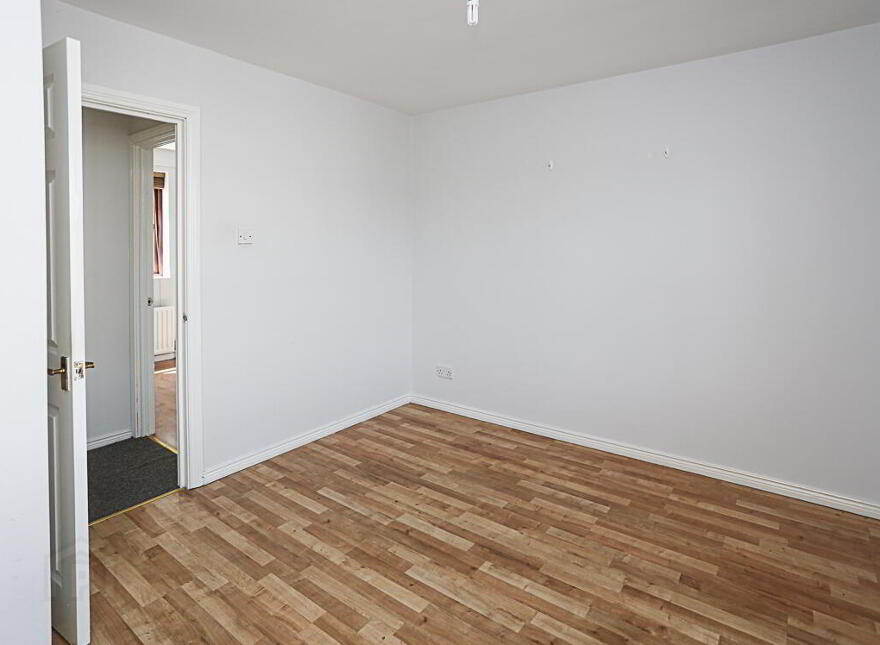 4 Downshire Mews, Holywood, BT18 9LX