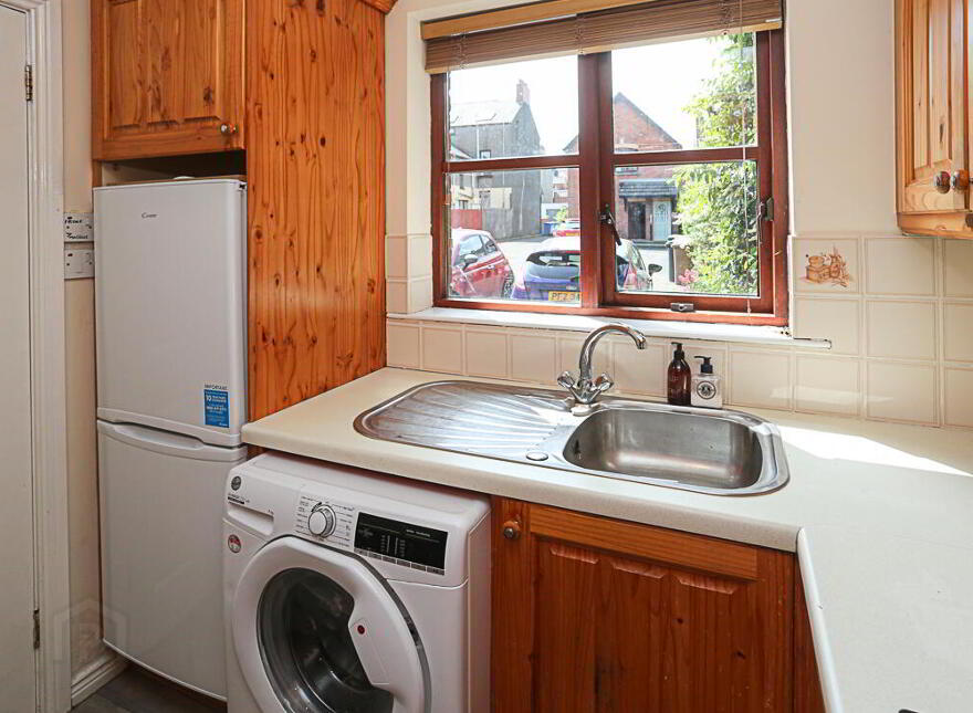 4 Downshire Mews, Holywood, BT18 9LX