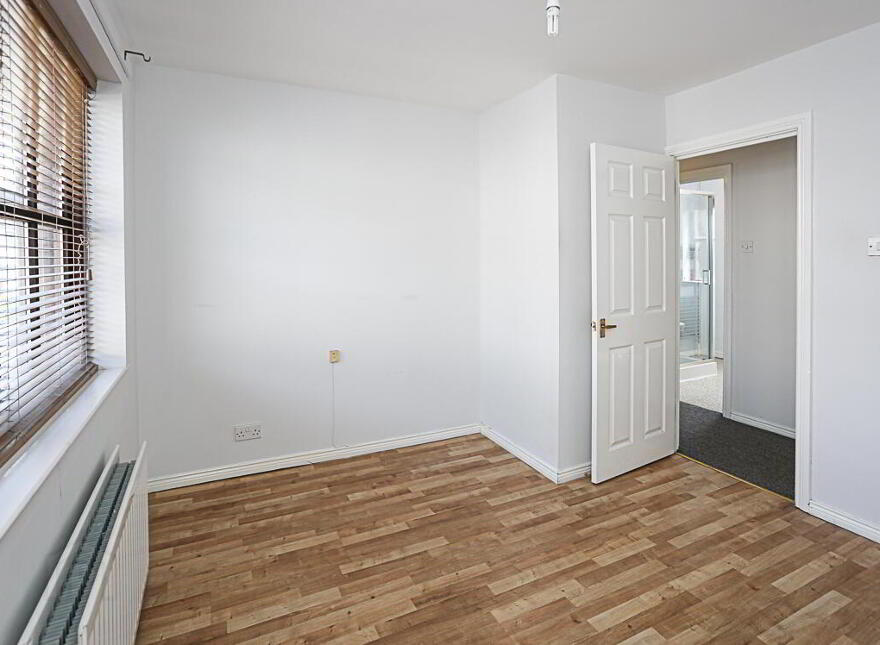 4 Downshire Mews, Holywood, BT18 9LX