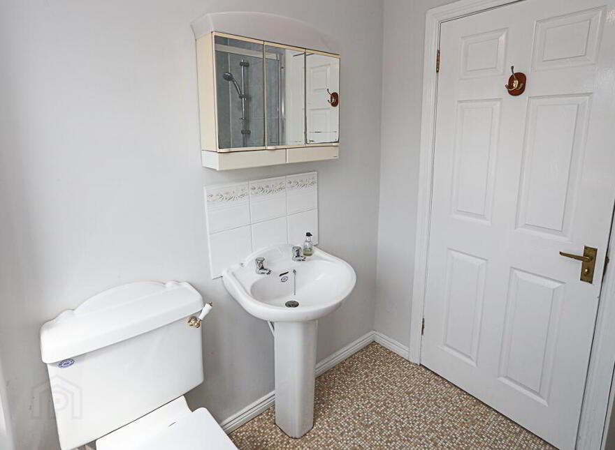 4 Downshire Mews, Holywood, BT18 9LX