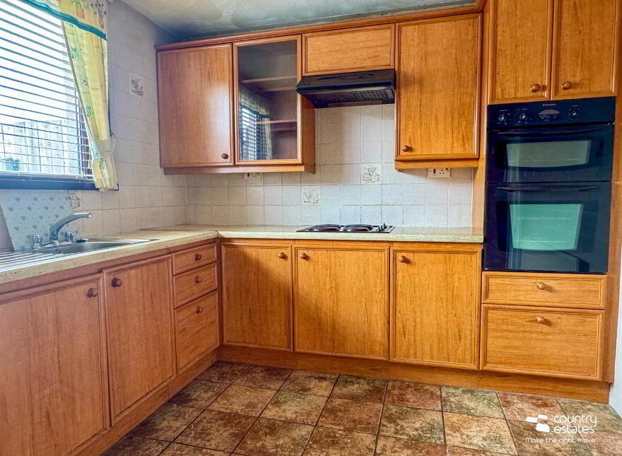 33 Grange Drive, Ballyclare, BT39 9EY