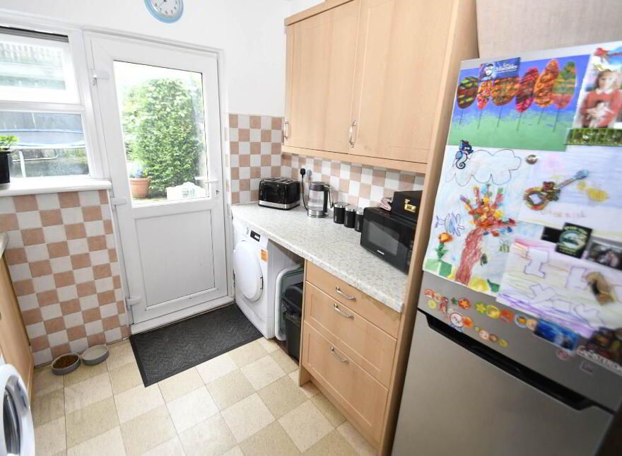 15 Slieveban Drive, Belfast, BT11 8HF