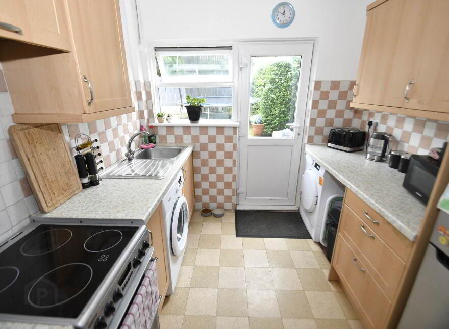 15 Slieveban Drive, Belfast, BT11 8HF