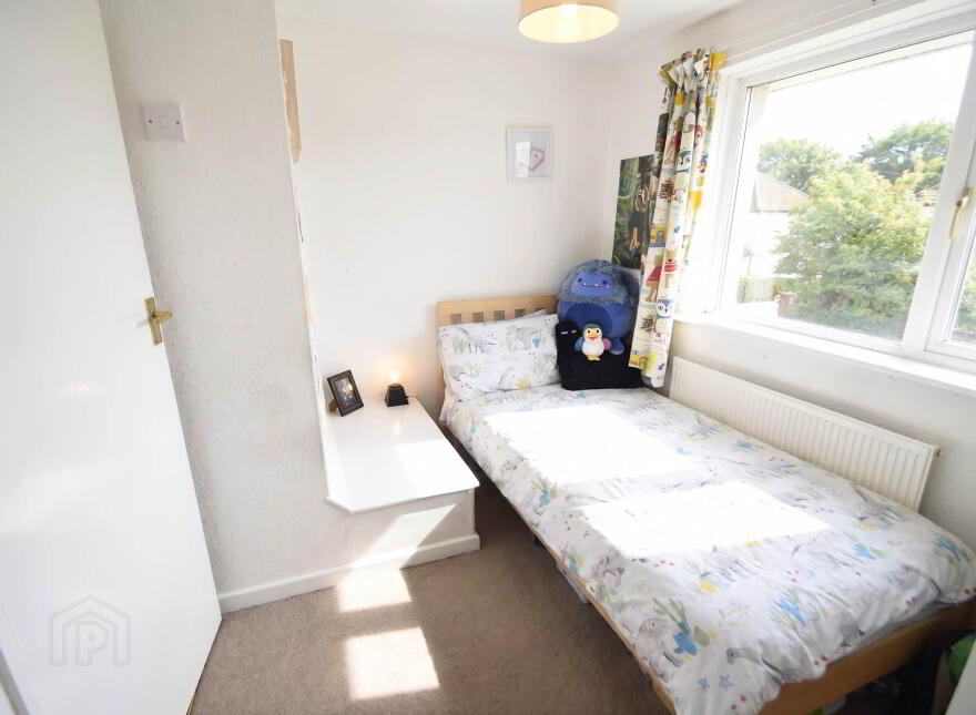 15 Slieveban Drive, Belfast, BT11 8HF