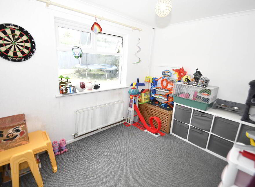 15 Slieveban Drive, Belfast, BT11 8HF