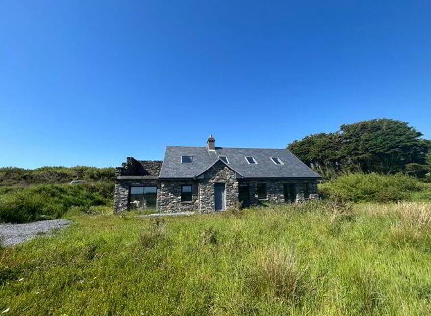 Ballydevlin, Goleen, Toormore, P81N966