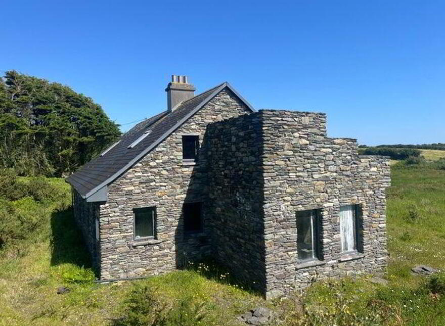 Ballydevlin, Goleen, Toormore, P81N966