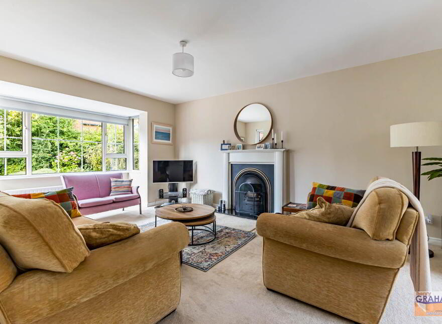 16 Thornhill Gardens, Lisburn, BT28 3EQ