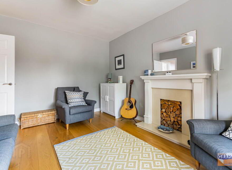 16 Thornhill Gardens, Lisburn, BT28 3EQ
