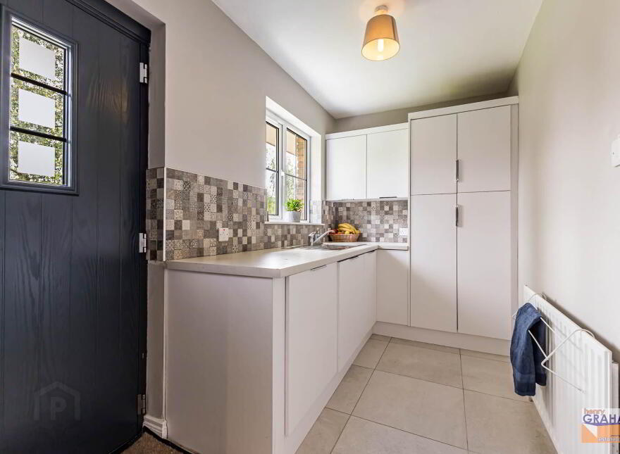 16 Thornhill Gardens, Lisburn, BT28 3EQ