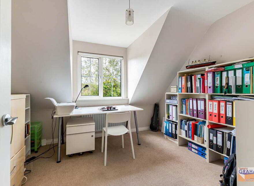 16 Thornhill Gardens, Lisburn, BT28 3EQ