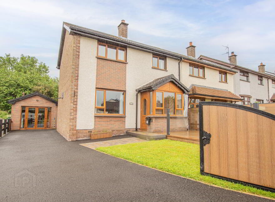 12 Lindsay Ville, Ballyronan, Magherafelt, BT45 6JB