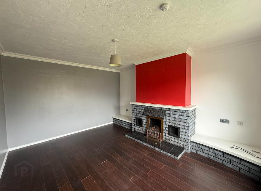 38 Kintullagh Park, Ballymena, BT43 5HP