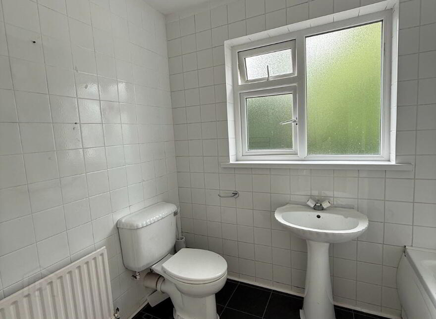 38 Kintullagh Park, Ballymena, BT43 5HP