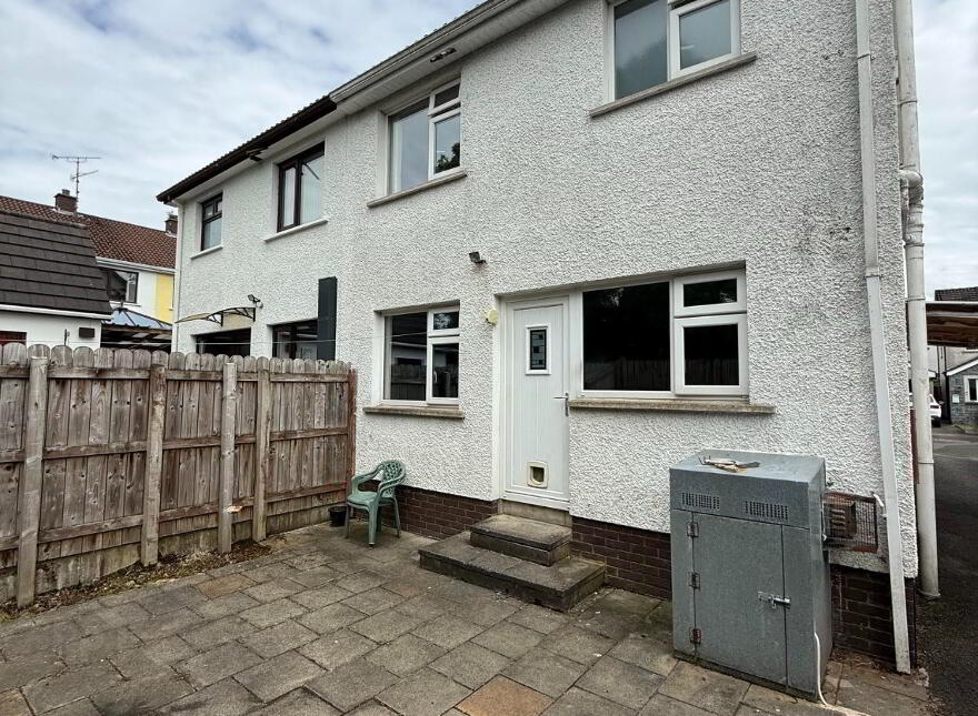 38 Kintullagh Park, Ballymena, BT43 5HP
