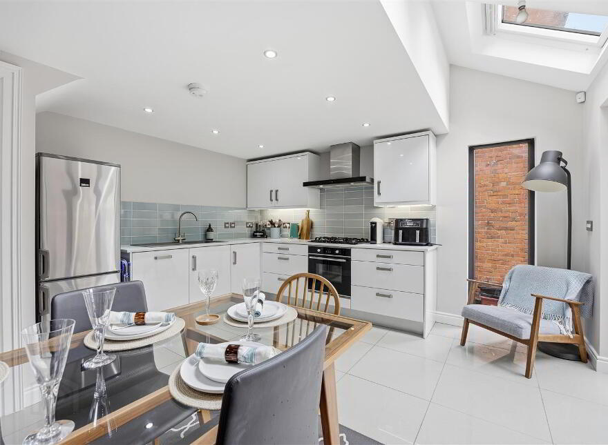 43 Delhi Street, Ormeau Road, Belfast, BT7 3AL